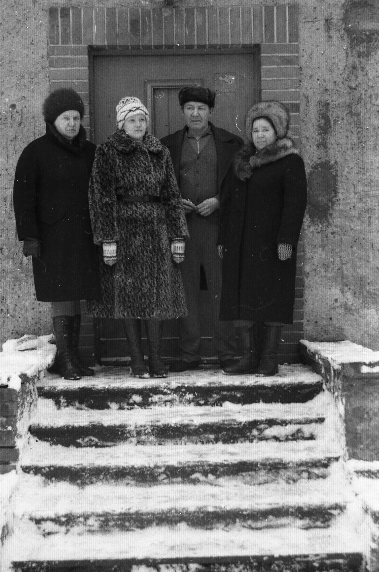 05 — Снег в Георгенсвальде. Михаил Барановский