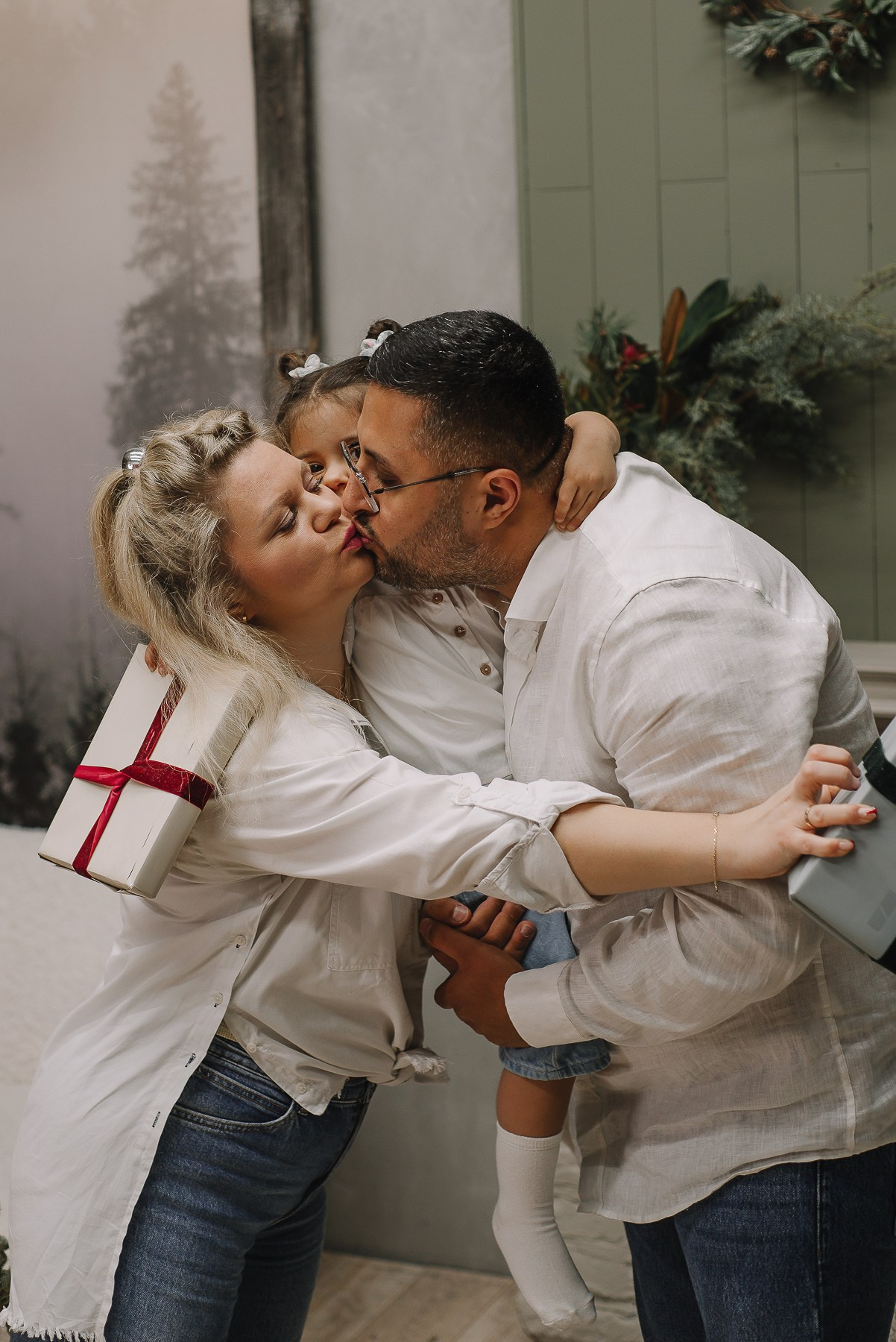 Happy moments_Джихат, Лена и Ясмин. Свадебный и семейный фотограф в Минске Яна Новак