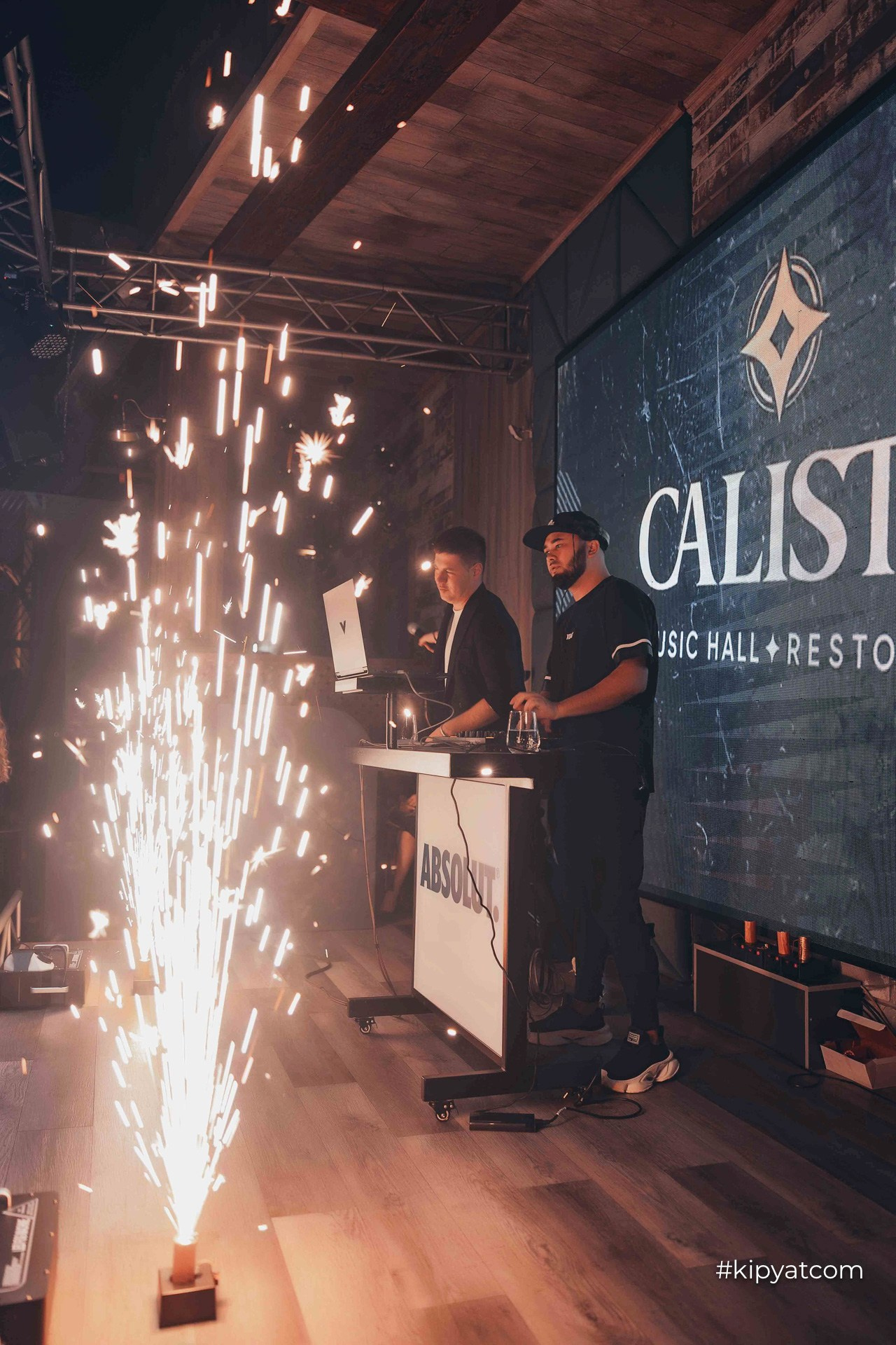 Calista MusicHall