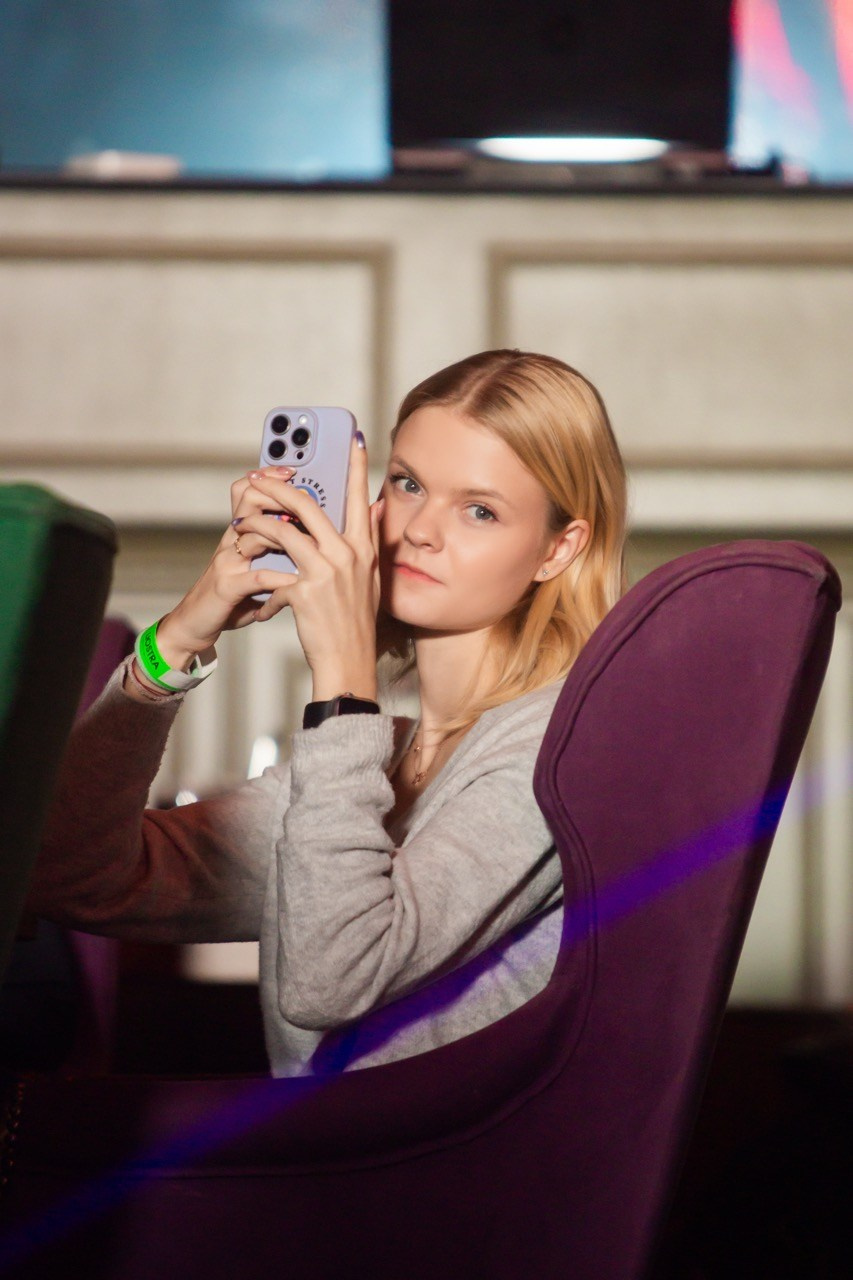 LЮSTRA bar 10.12.2025. Московская кавер-группа BankBand