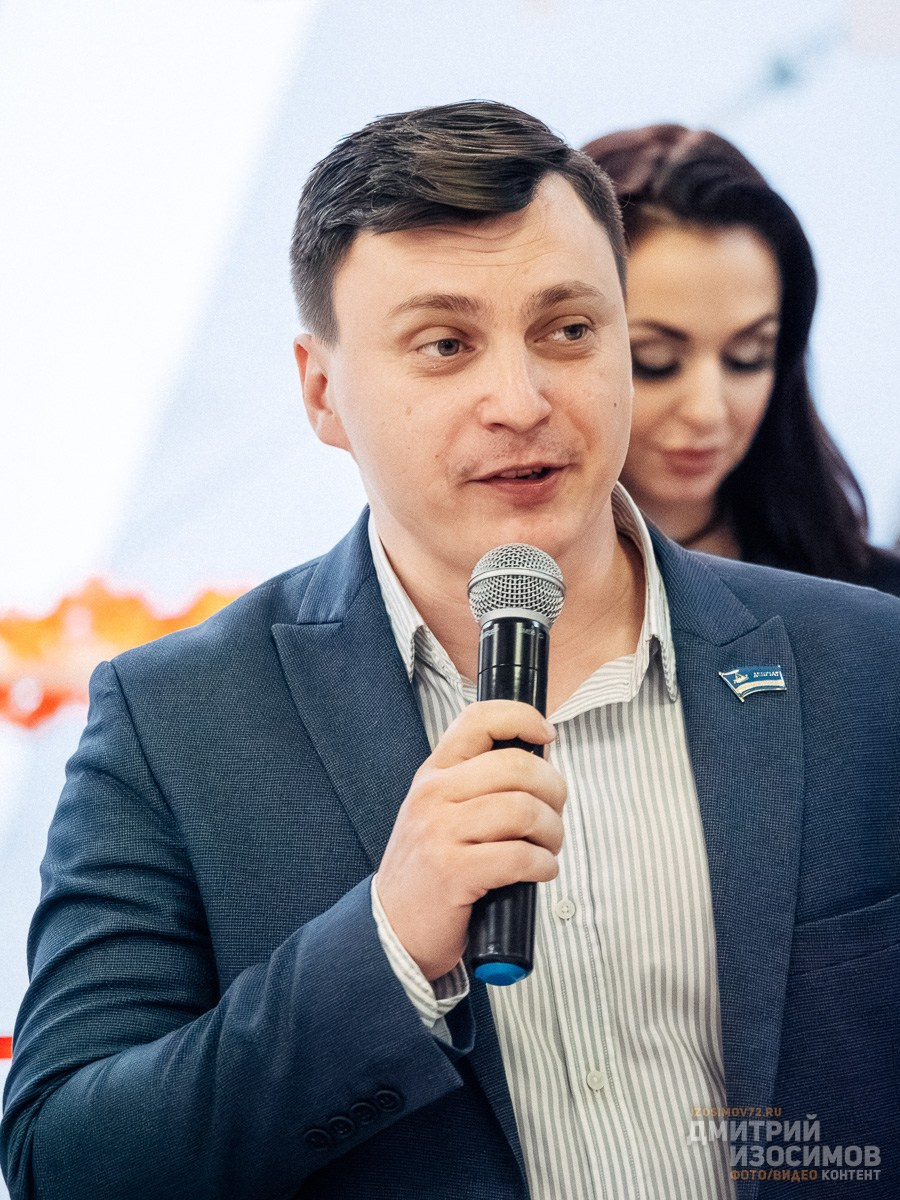 Открытие фотовыставки «Папа в кадре»