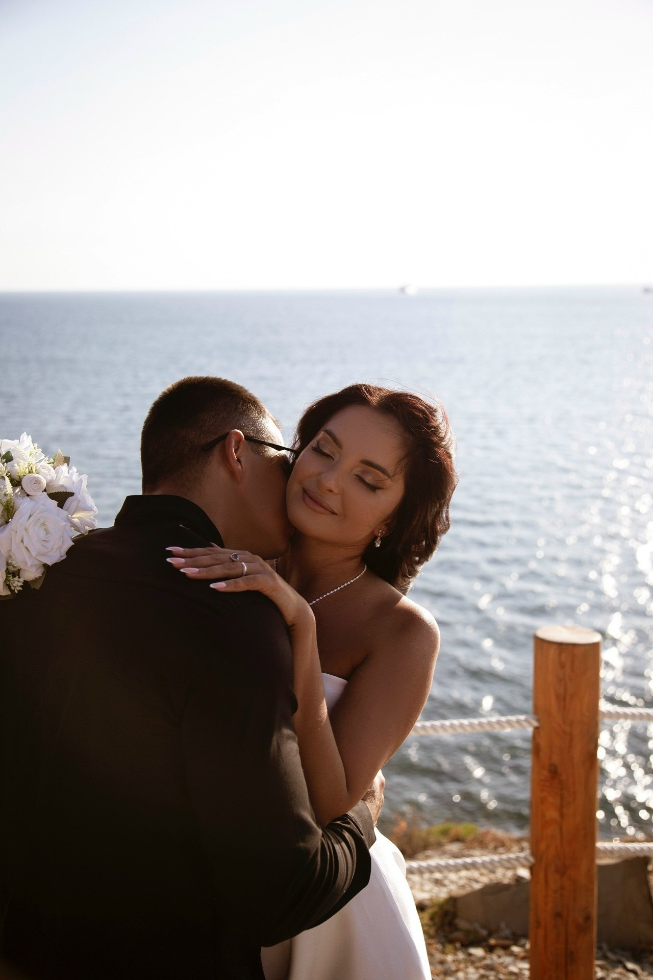 Свадебная на берегу