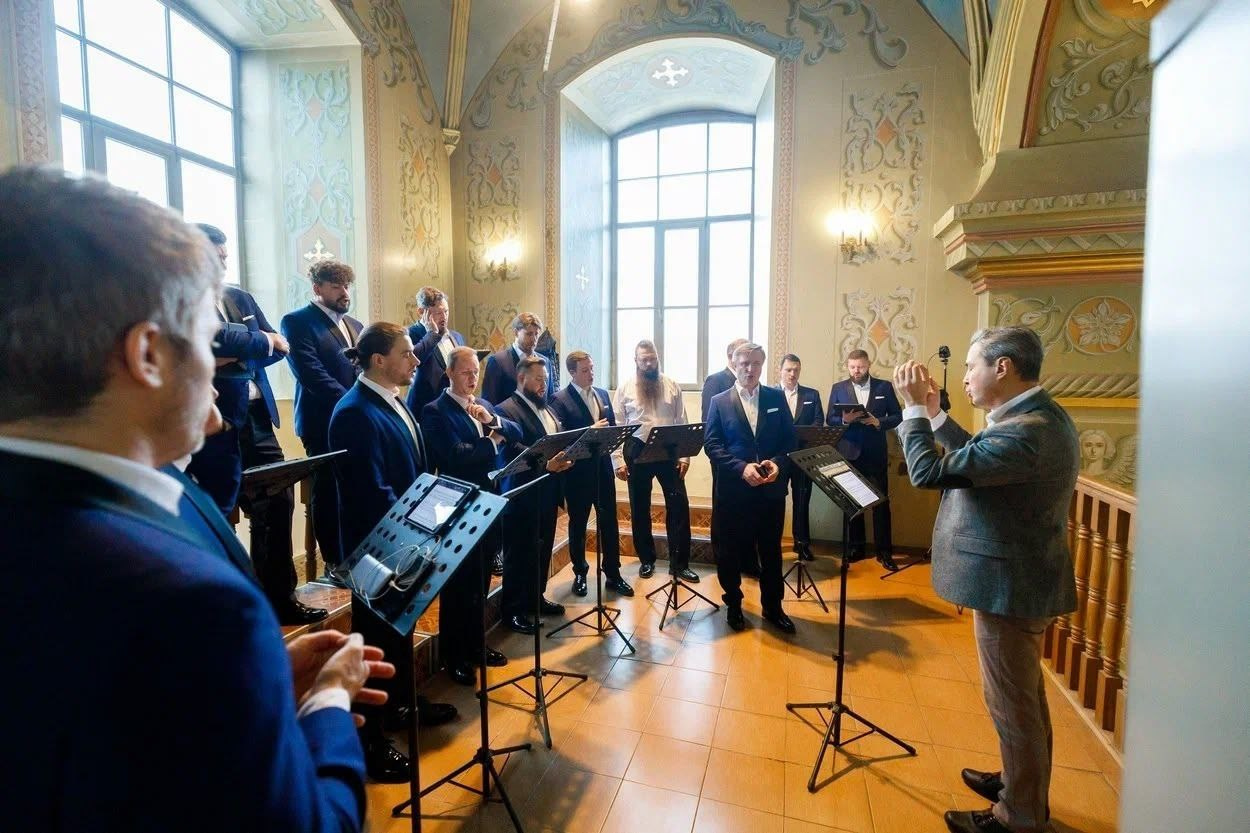 Благочинный Северо-Западного округа принял участие в Архиерейском Богослужении в соборе Покрова Пресвятой Богородицы. Саратовское Северо-Западное благочиние