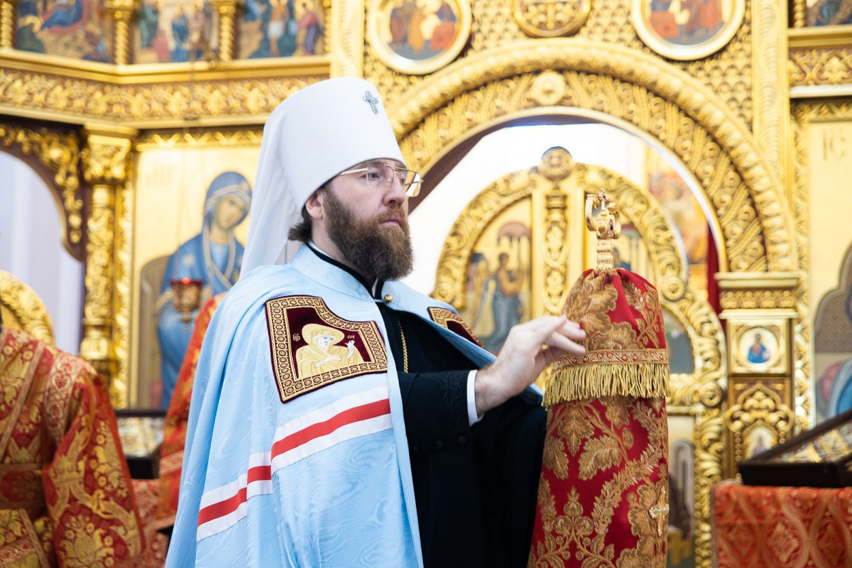 Архиерейское Богослужение в Неделю 4-ю по Пятидесятнице. Саратовское Северо-Западное благочиние