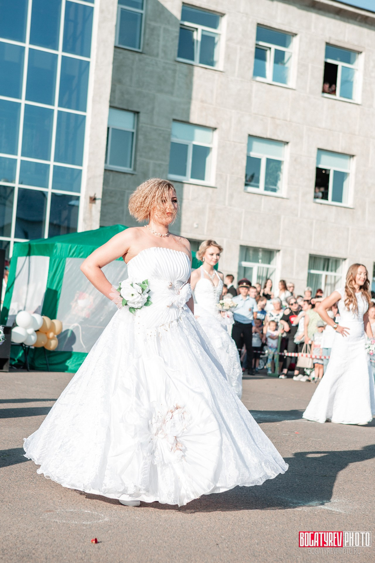 ПАРАД НЕВЕСТ — 2019. Профессиональный фотограф в Мценске и Орловской области