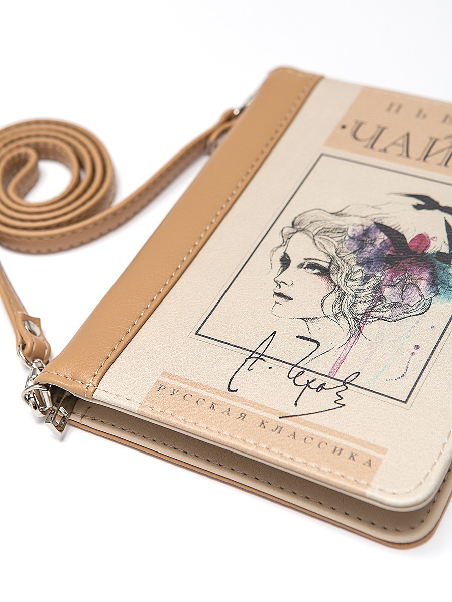 Сумка-клатч. Контент фотограф, съемка для маркетплейсов, фуд съемка и репортажи в Новосибирске Ралия Галеева