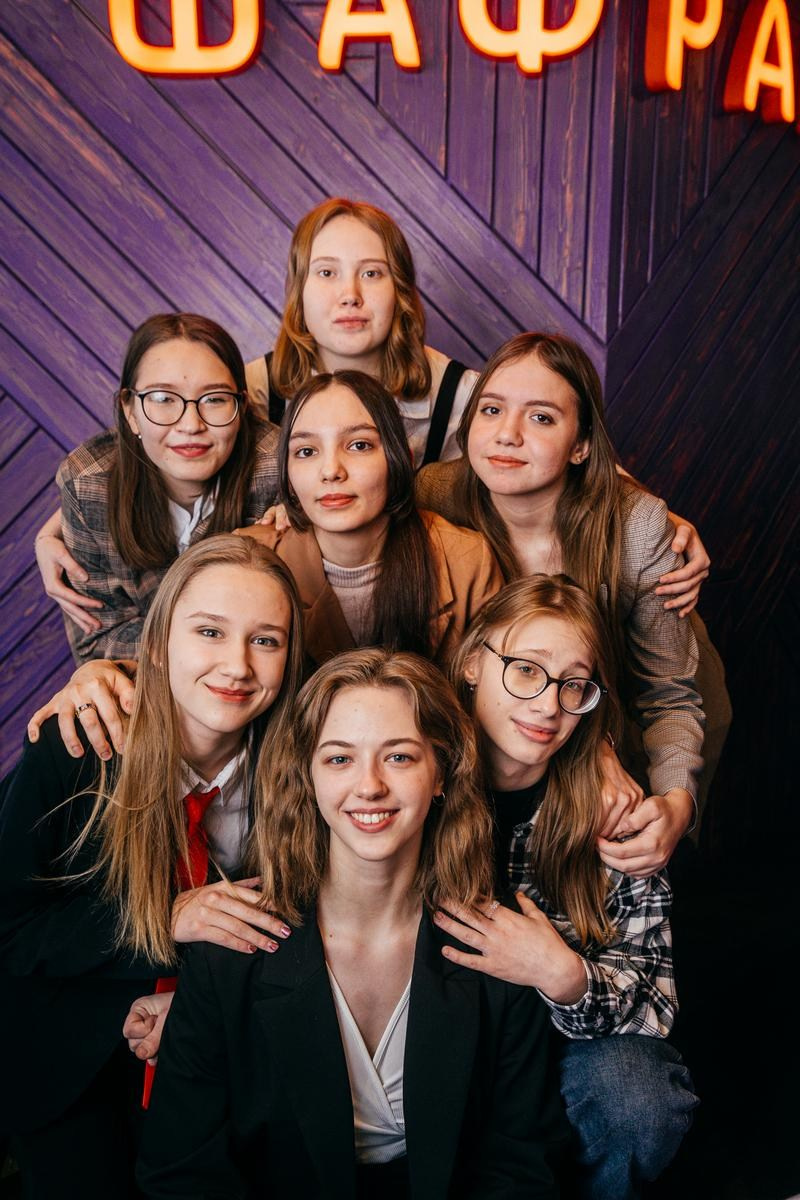 11 класс. КЛАСС | Выпускные альбомы в Нижневартовске