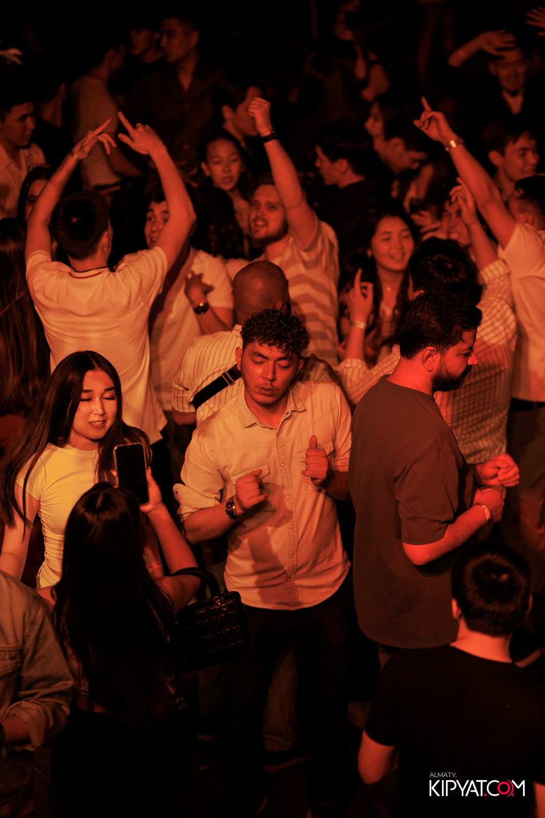 EVENT BAR. КИПЯТКОМ АЛМАТЫ!