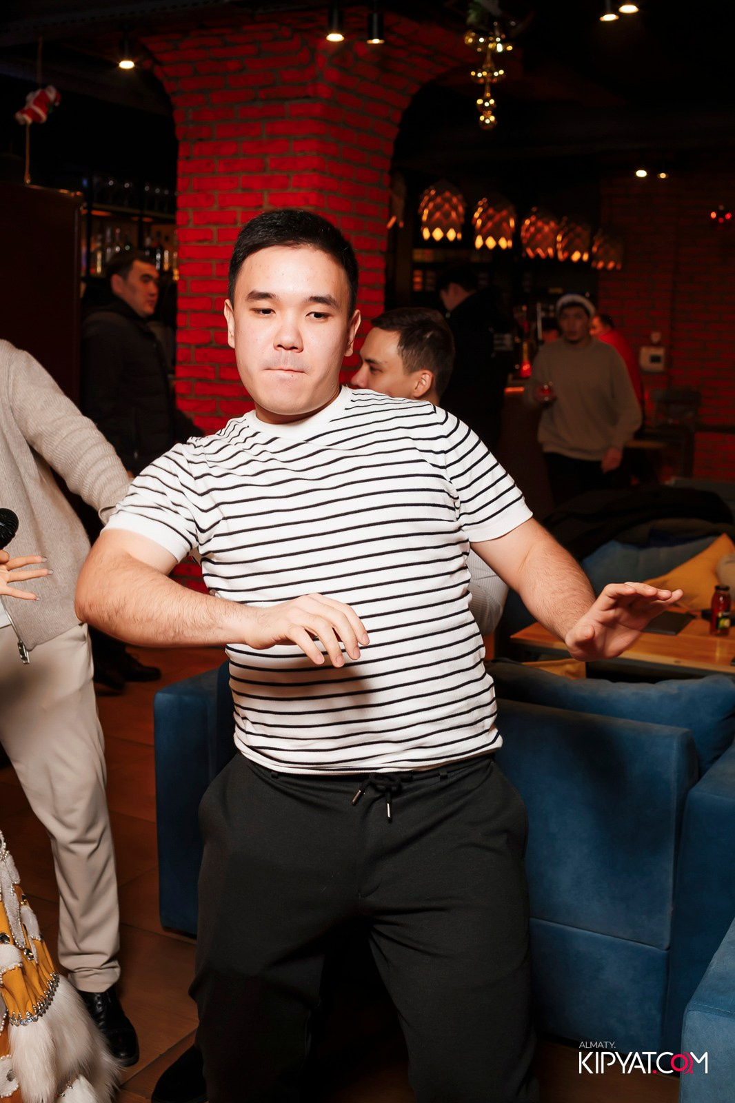 ШИШКА LOUNGE НА ЖИБЕК ЖОЛЫ. КИПЯТКОМ АЛМАТЫ! Фотосъемка мероприятий в Алматы