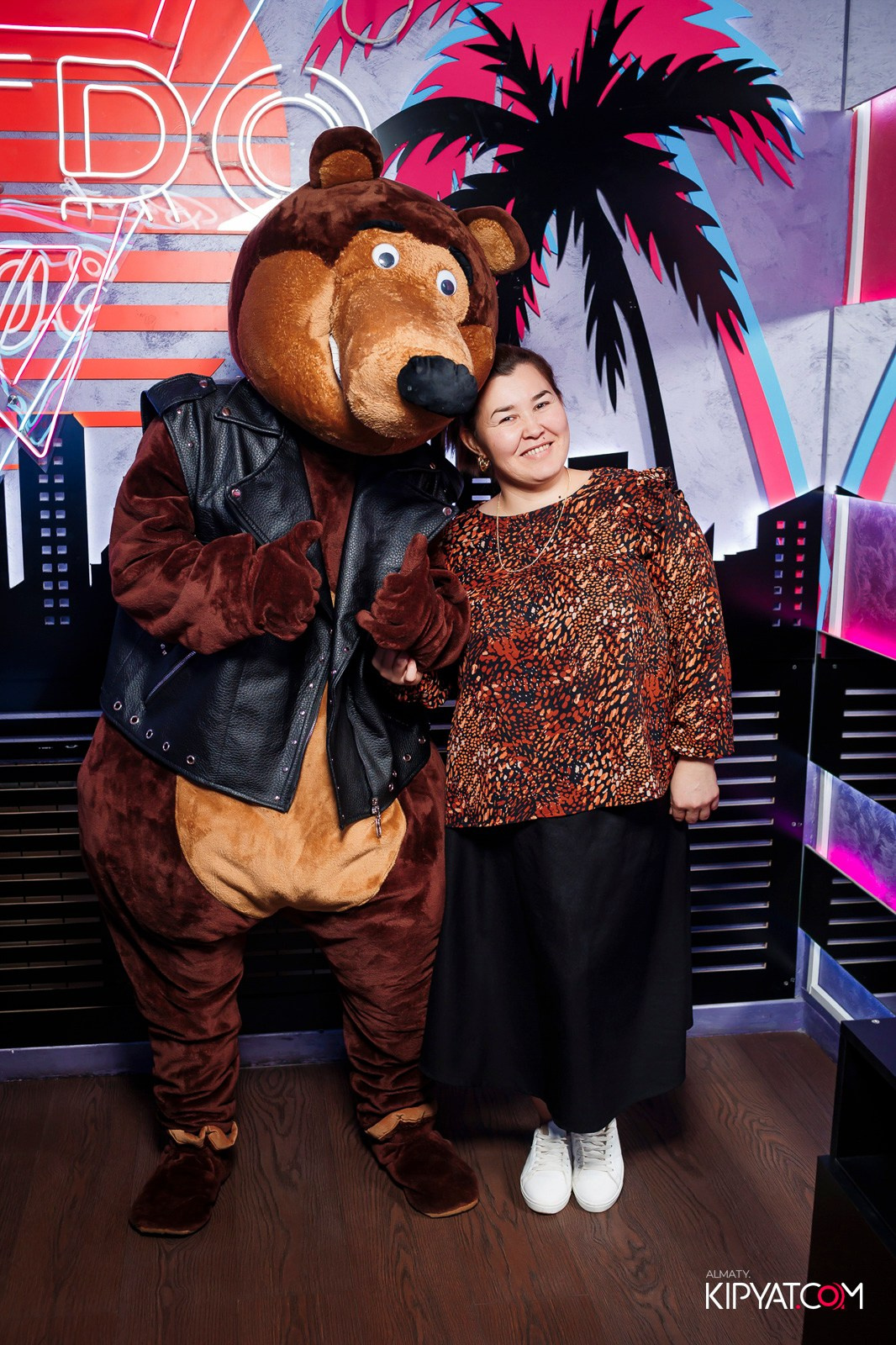 УХО И МЕДВЕДЬ НА ГАГАРИНА. КИПЯТКОМ АЛМАТЫ! Фотосъемка мероприятий в Алматы