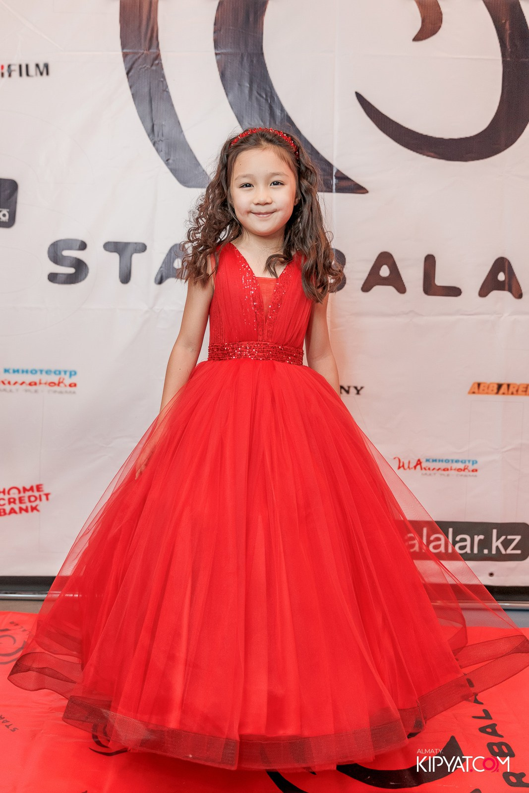 ПРЕЗЕНТАЦИЯ 10 ГРУППЫ КИНОПРОЕКТА STARBALALAR. КИПЯТКОМ АЛМАТЫ!