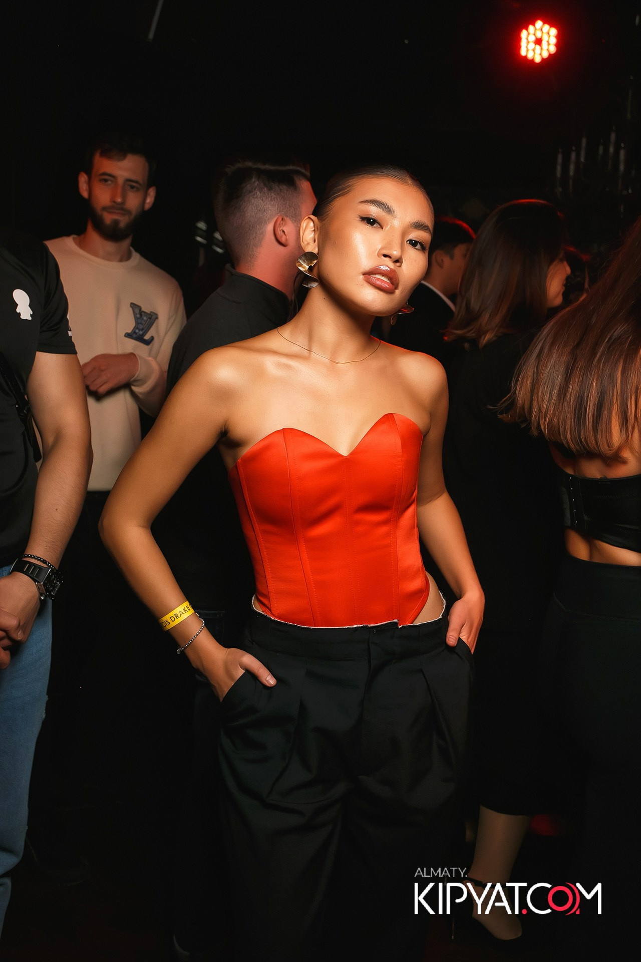 BLA BLA BAR. КИПЯТКОМ АЛМАТЫ!