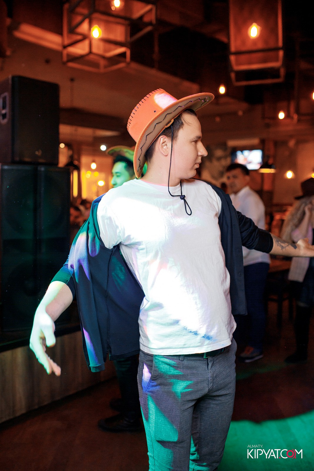 ПИНТА НА ДОСТЫК. КИПЯТКОМ АЛМАТЫ!