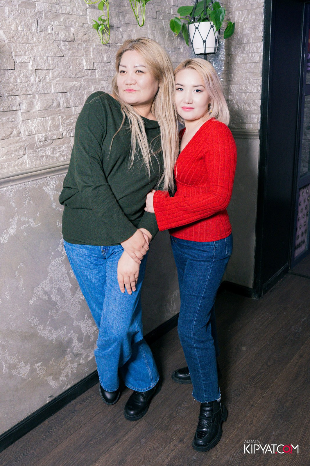 УХО И МЕДВЕДЬ НА ГАГАРИНА. КИПЯТКОМ АЛМАТЫ!