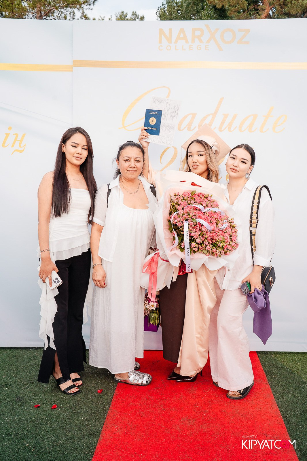 ВРУЧЕНИЕ ДИПЛОМОВ — НАРХОЗ КОЛЛЕДЖ. Part 1. КИПЯТКОМ АЛМАТЫ!