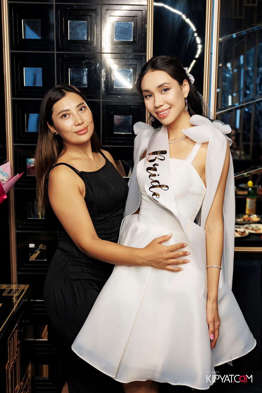 ЗАЯ, НА БИС. КИПЯТКОМ АЛМАТЫ!