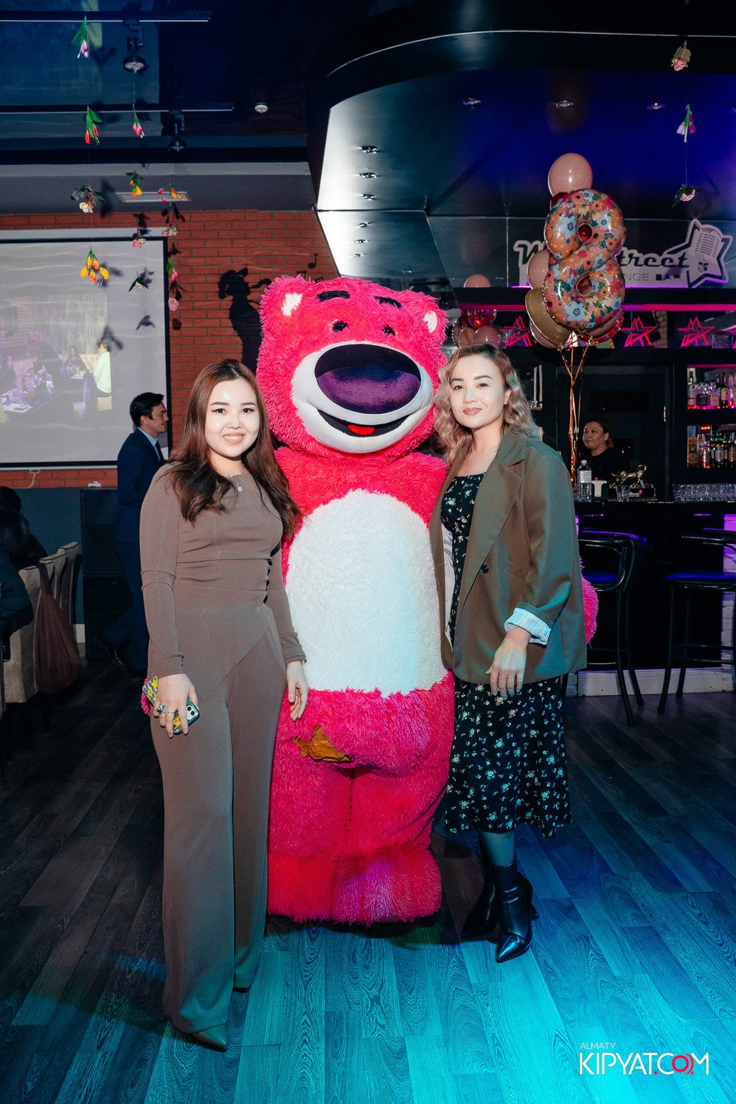 THE WALL STREET. КИПЯТКОМ АЛМАТЫ! Фотосъемка мероприятий в Алматы