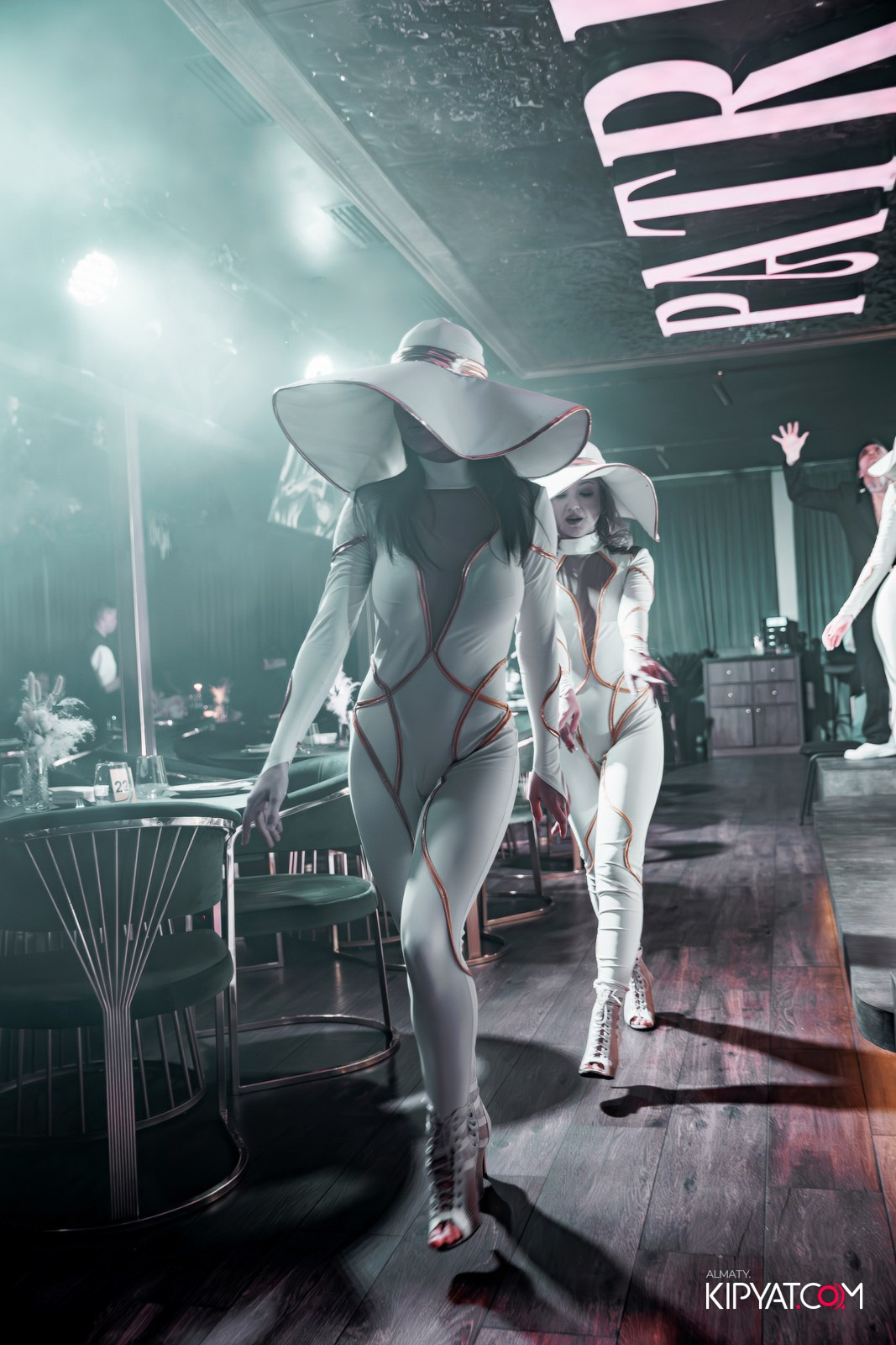 PATRIKI RESTAURANT. КИПЯТКОМ АЛМАТЫ!