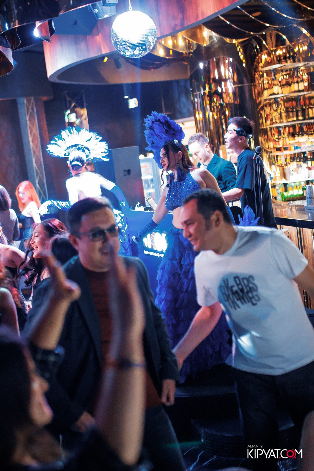 MOOD KARAOKE & TERRACE. КИПЯТКОМ АЛМАТЫ!