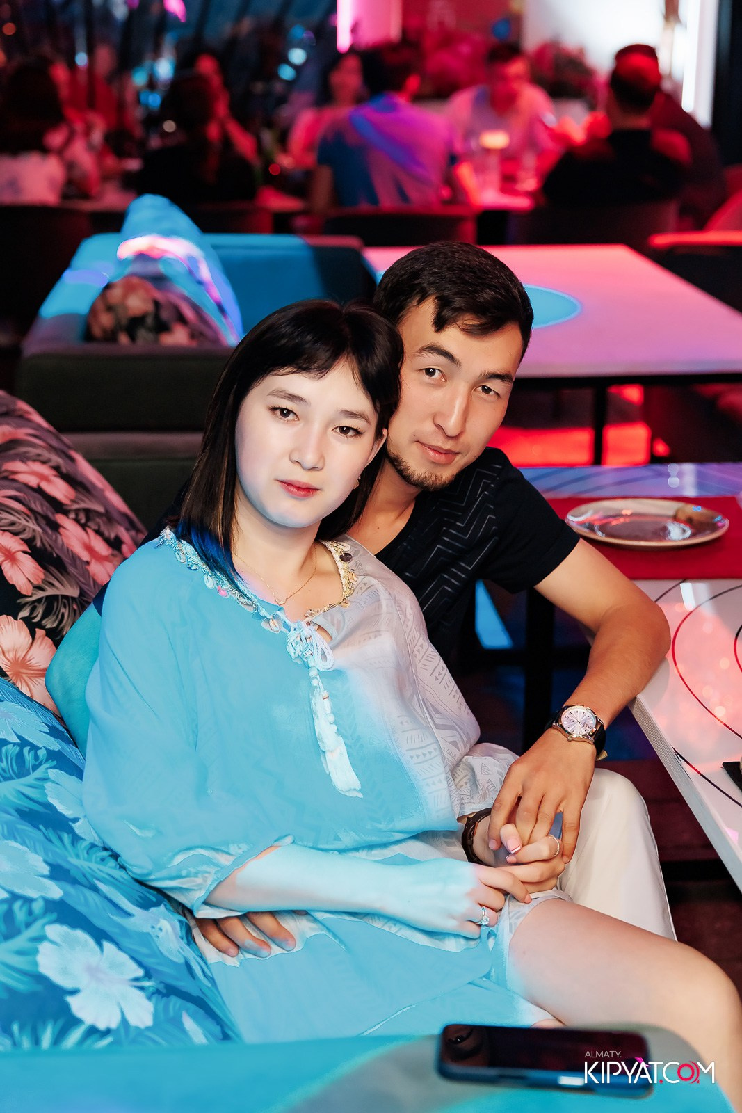 ЗАЯ, НА БИС. КИПЯТКОМ АЛМАТЫ!