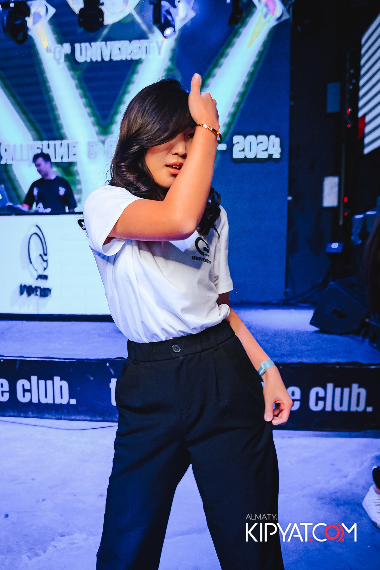 ПОСВЯЩЕНИЕ В СТУДЕНТЫ ''Q'' UNIVERSITY. КИПЯТКОМ АЛМАТЫ!