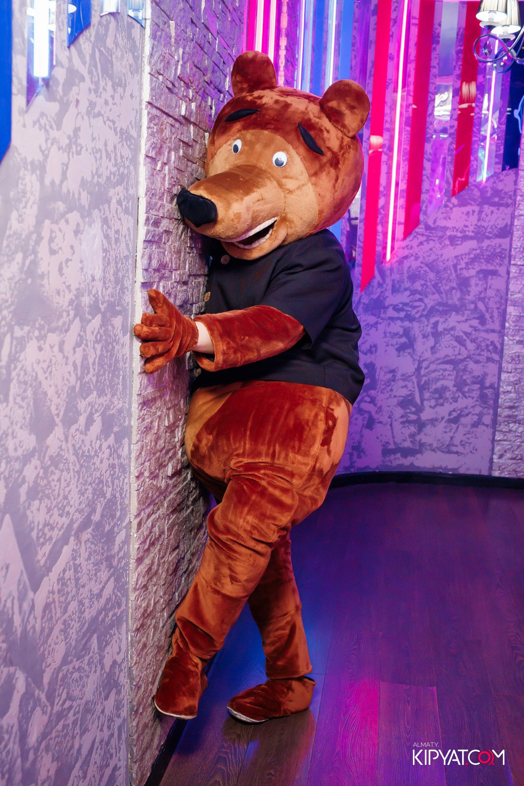 УХО И МЕДВЕДЬ НА ГАГАРИНА. КИПЯТКОМ АЛМАТЫ!