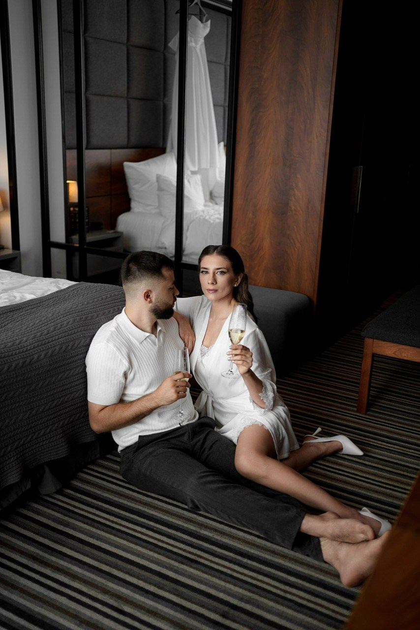 Свадебная фотосессия в отеле Арка. Фотограф Ростов-на-Дону Алёна Чёботова. Свадебный фотограф в Ростове-на-Дону. Таинство Крещения и Венчания, семейные фотосессии. Алёна Чёботова