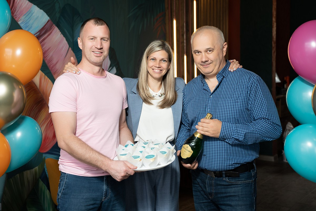 Ешь пока горячЁ! Открытие ресторана. Фотограф Мария Ковкова