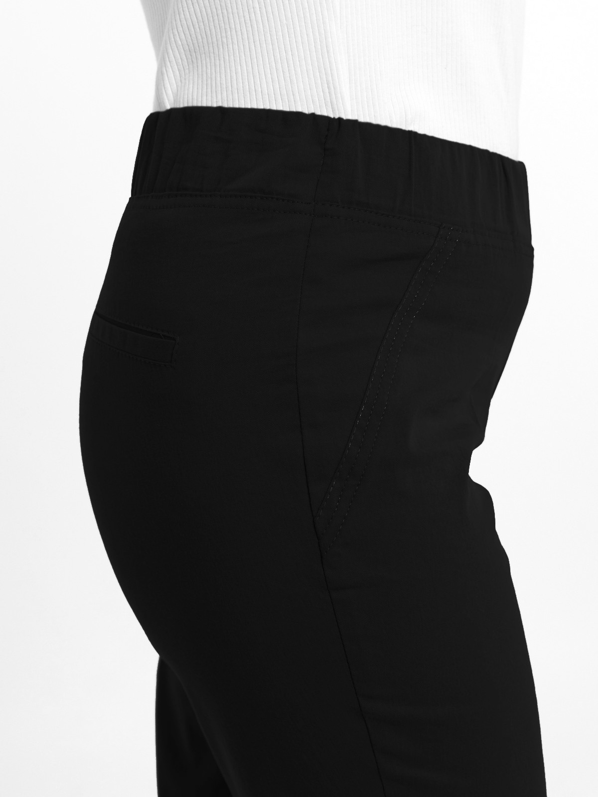 Перекрас одежды на фотографии