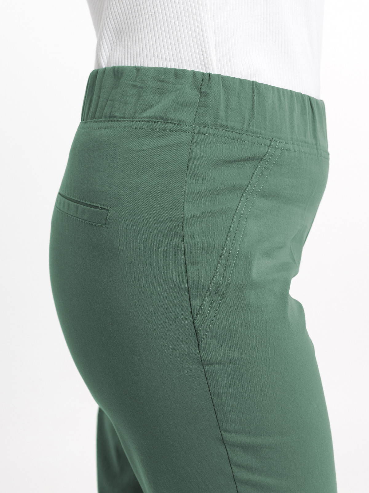 Перекрас одежды на фотографии