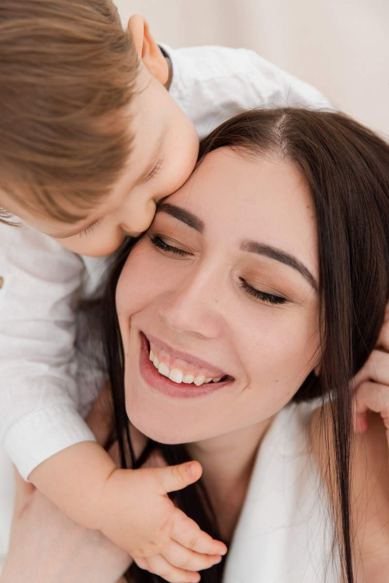 Мама и сын. Портретный и репортажный фотограф в Астане Роман Григоров