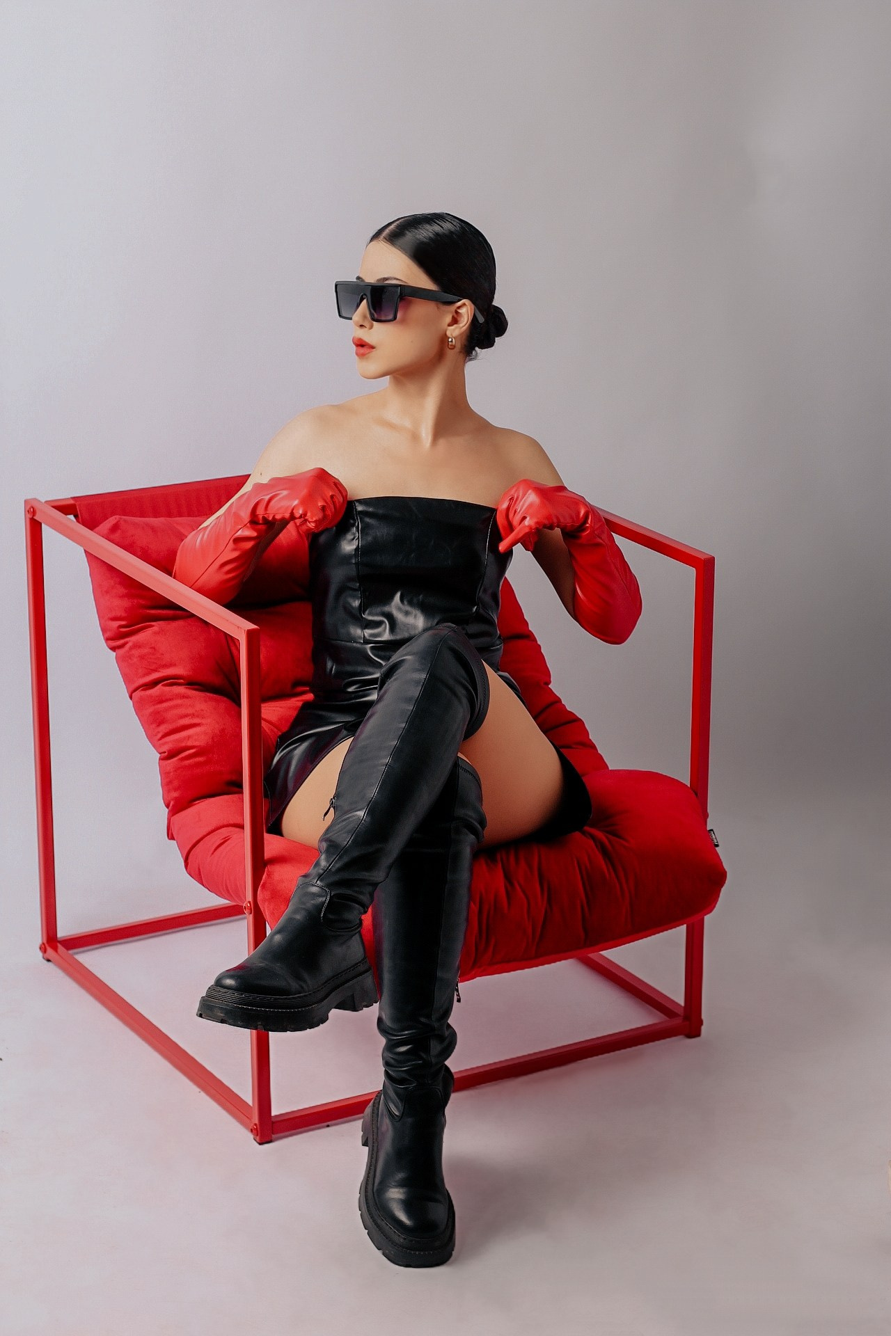 Съёмка с искусственным светом. Фотограф Иванова Елена в Иркутске