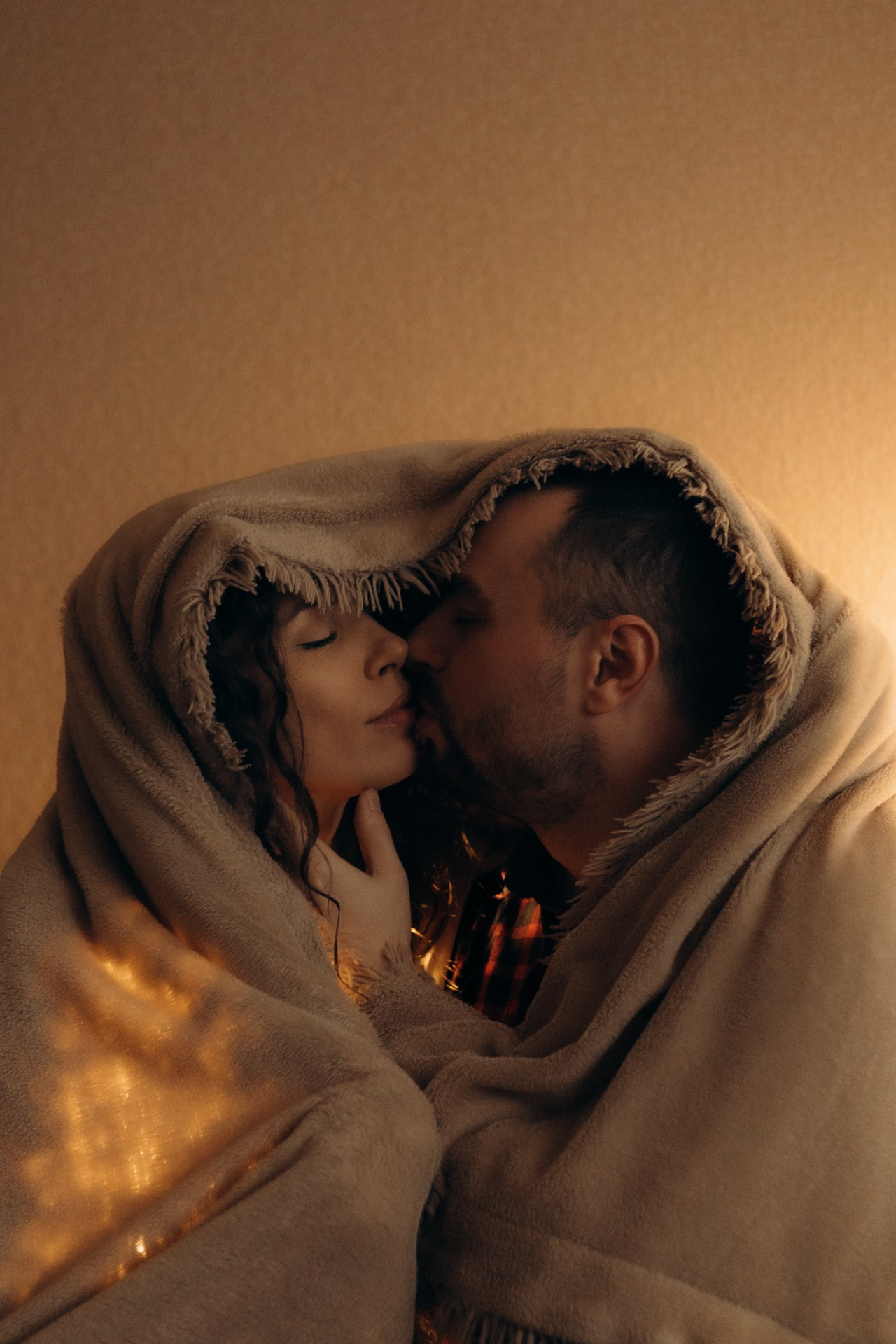 Домашняя фотосессия лавстори. Семейный фотограф в Ижевске Даша Денисова