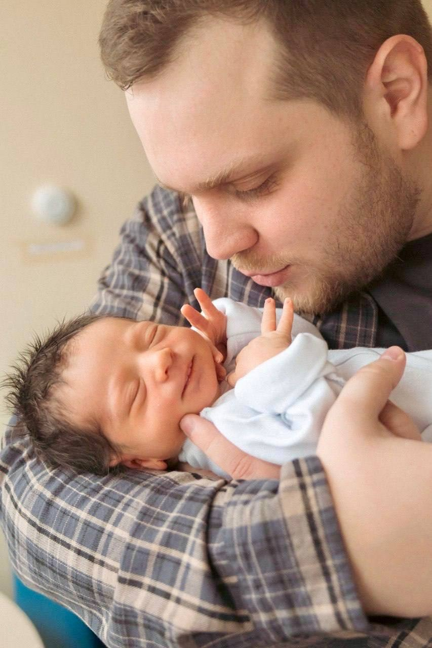 Съемка Fresh — заказать фотосессию новорожденных в первые дни жизни в роддоме или дома. Фотографы на роды в Москве. Фото и видео родов. Фотопроект «Продолжение рода»