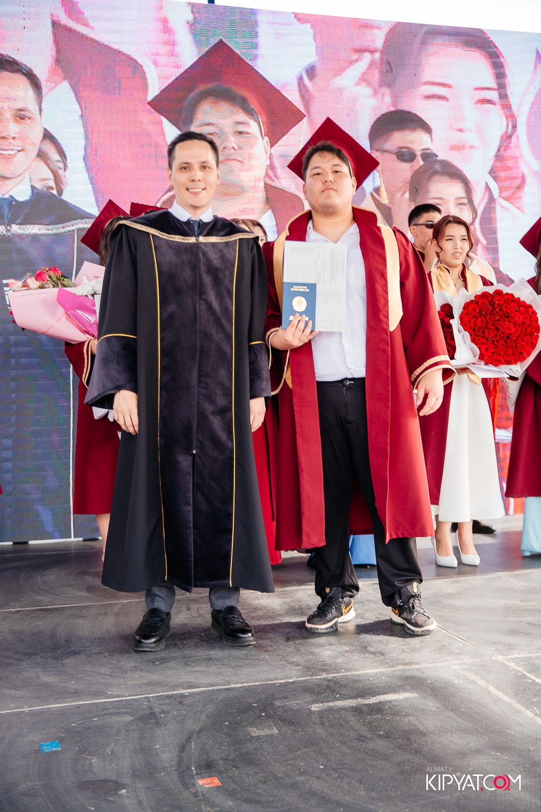 ВРУЧЕНИЕ ДИПЛОМОВ — НАРХОЗ КОЛЛЕДЖ. Part 4. КИПЯТКОМ АЛМАТЫ!