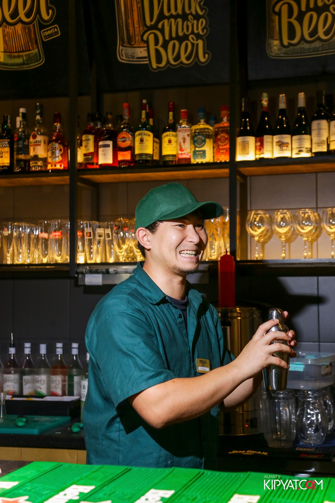 OKTOBERFEST — ПИНТА НА АЛТЫНСАРИНА. КИПЯТКОМ АЛМАТЫ!
