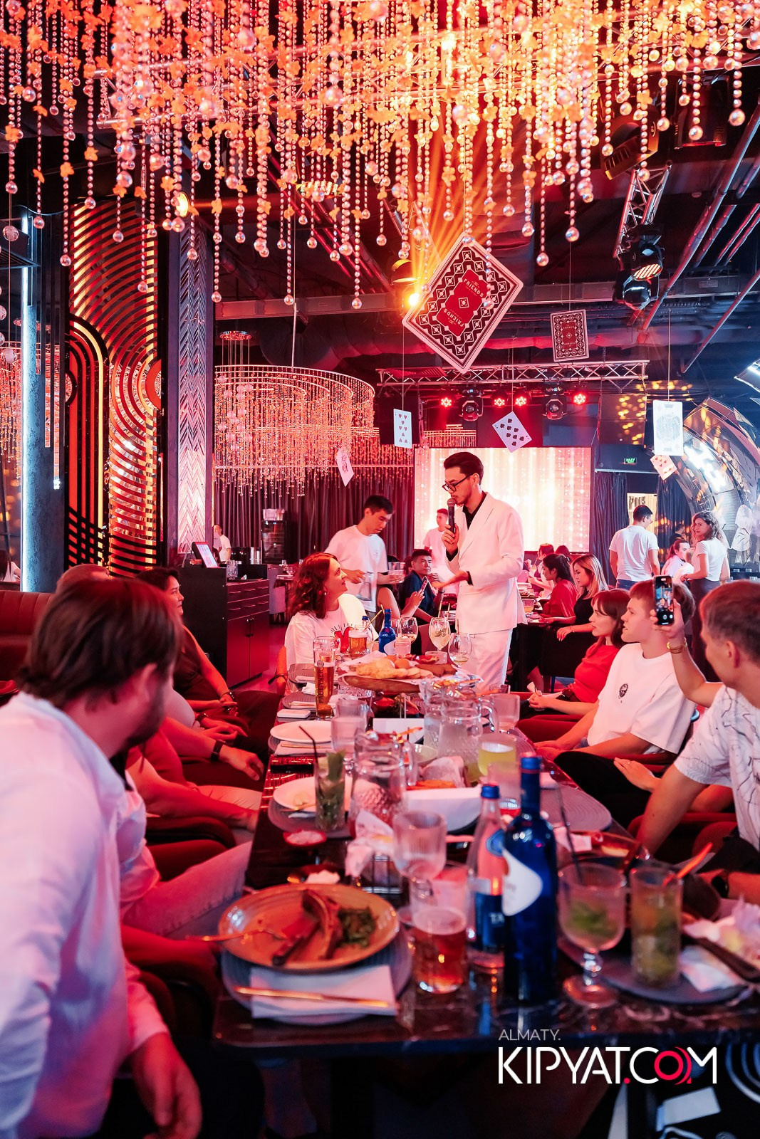 FRIENDS BAR & TERRACE. КИПЯТКОМ АЛМАТЫ!