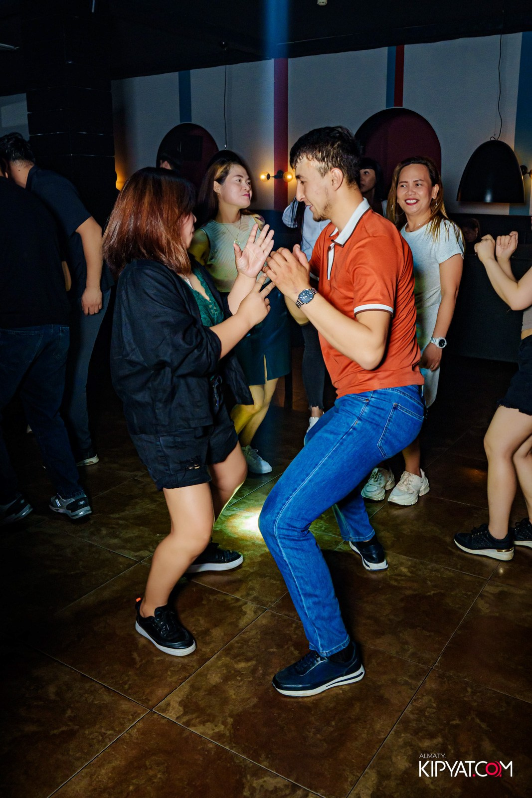 ARAGOSTA DISCO BAR. КИПЯТКОМ АЛМАТЫ!