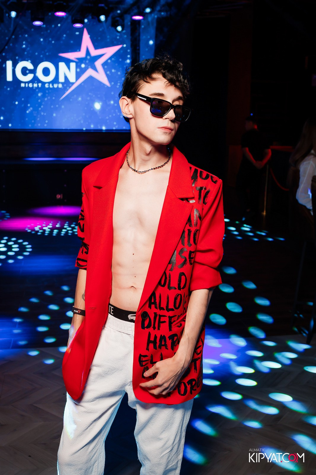НОЧНОЙ КЛУБ ICON. КИПЯТКОМ АЛМАТЫ!
