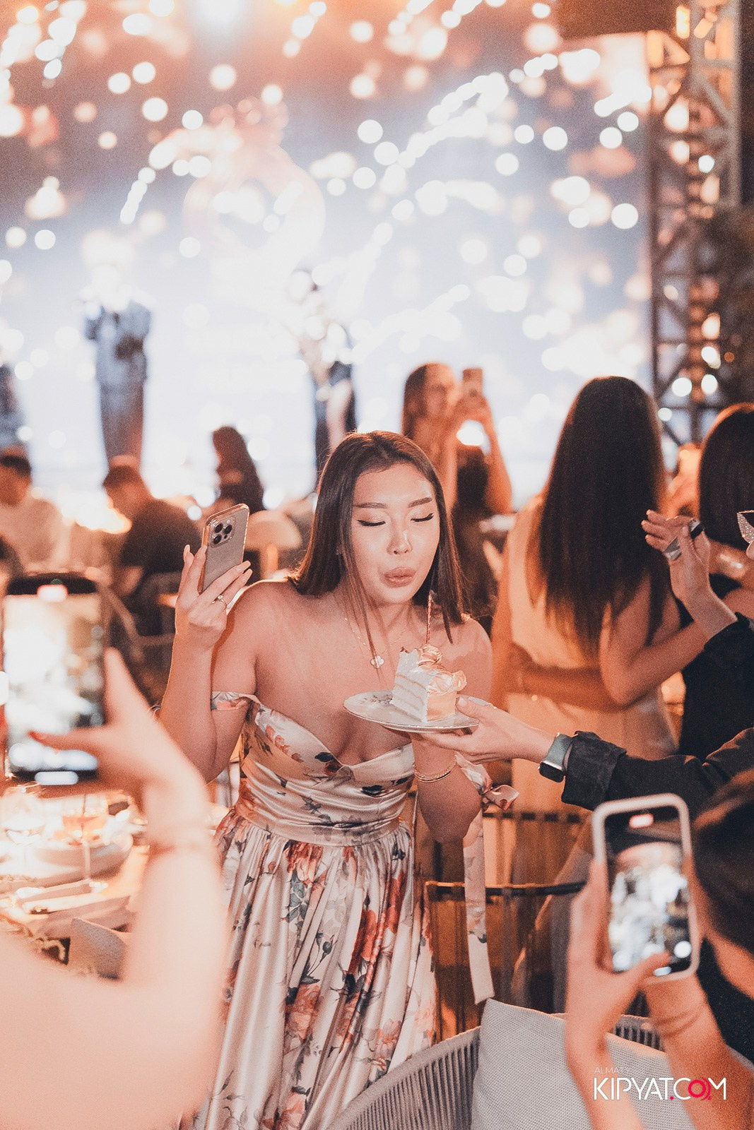 QUEEN. КИПЯТКОМ АЛМАТЫ!