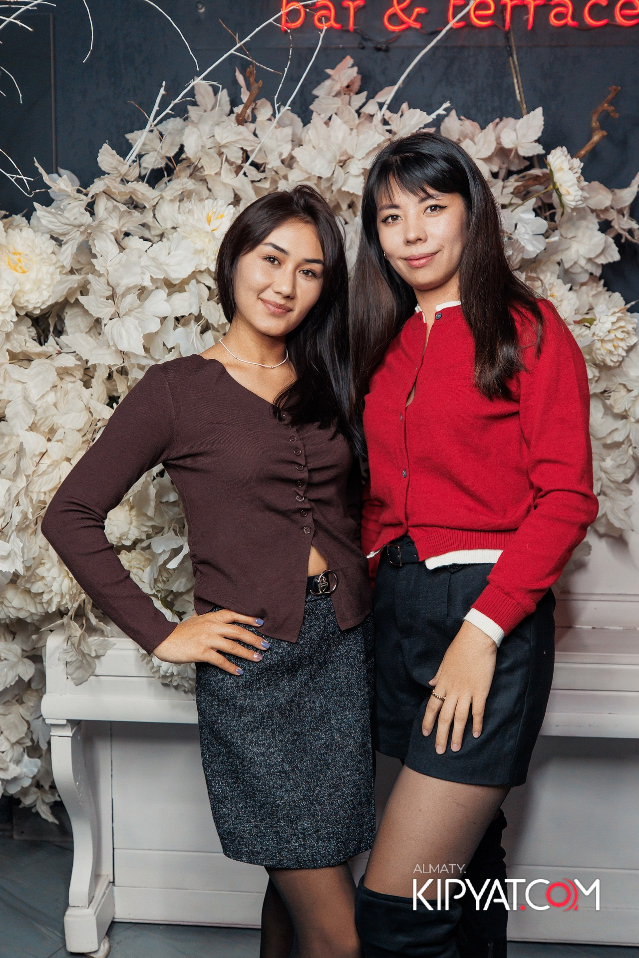 FRIENDS BAR & TERRACE. КИПЯТКОМ АЛМАТЫ!