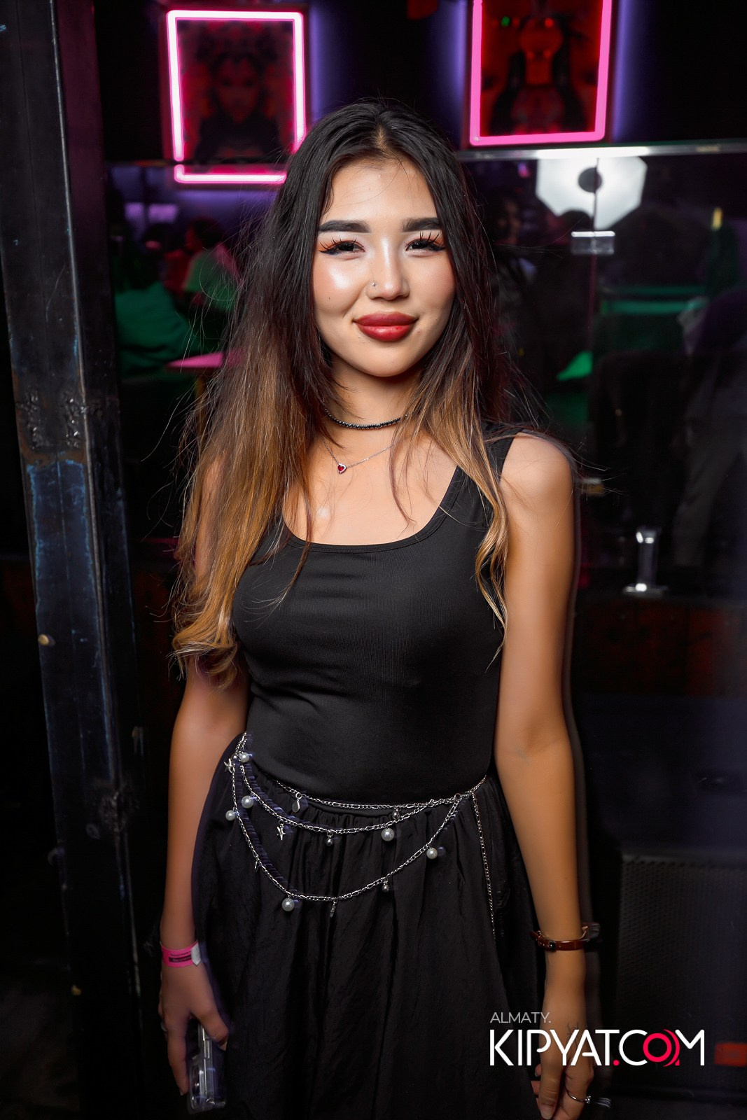 UYAT EMES BAR. КИПЯТКОМ АЛМАТЫ!