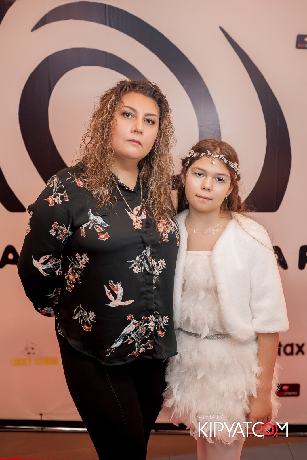 ПРЕЗЕНТАЦИЯ 8 ГРУППЫ КИНОПРОЕКТА «STARBALALAR». КИПЯТКОМ АЛМАТЫ!