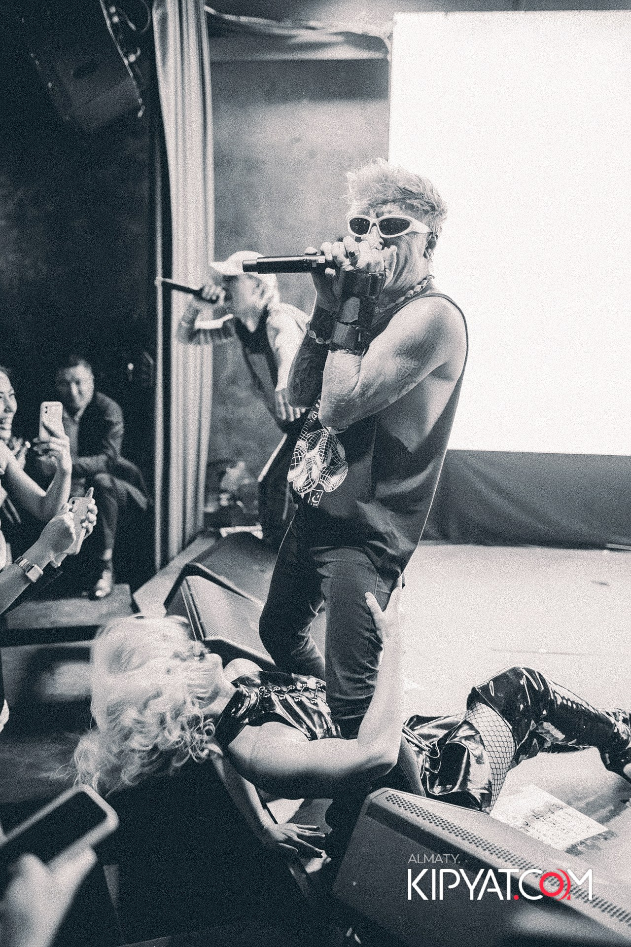 QUEST PISTOLS В РЕСТОРАНЕ NINO. КИПЯТКОМ АЛМАТЫ!