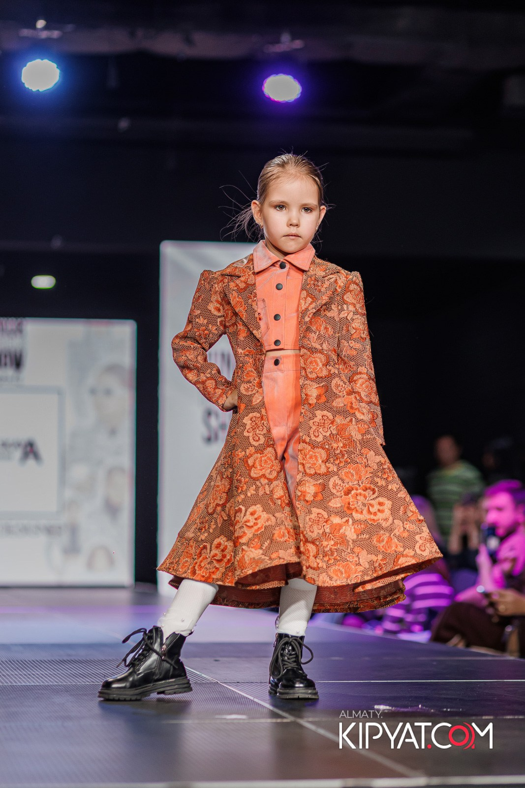 JUNIOR MODELS SHOW В РАМКАХ БЛАГОТВОРИТЕЛЬНОГО ПРОЕКТА МОДА ЗА СЧАСТЬЕ ДЕТЕЙ. КИПЯТКОМ АЛМАТЫ!