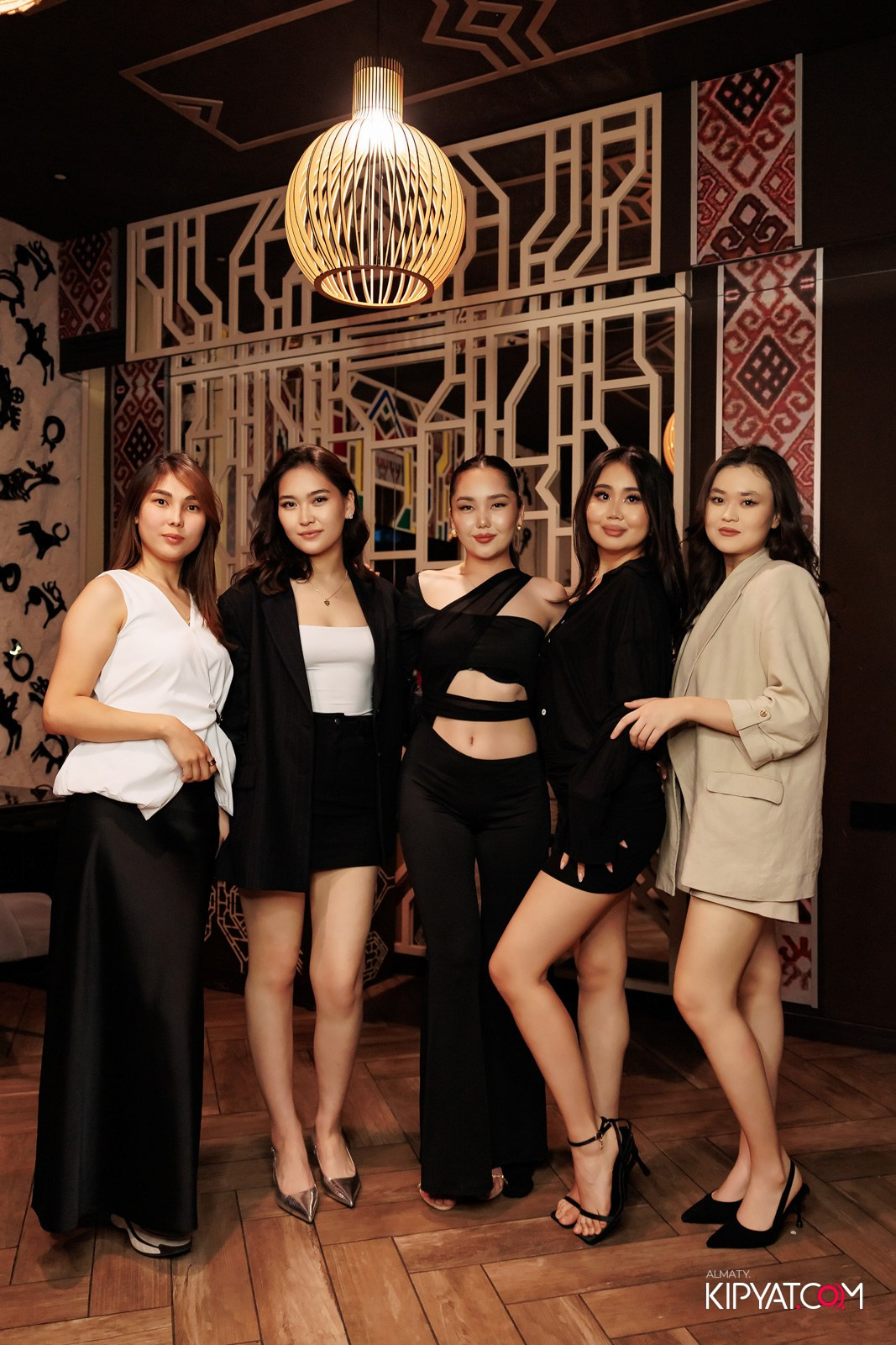 ЗАЯ, НА БИС. КИПЯТКОМ АЛМАТЫ!