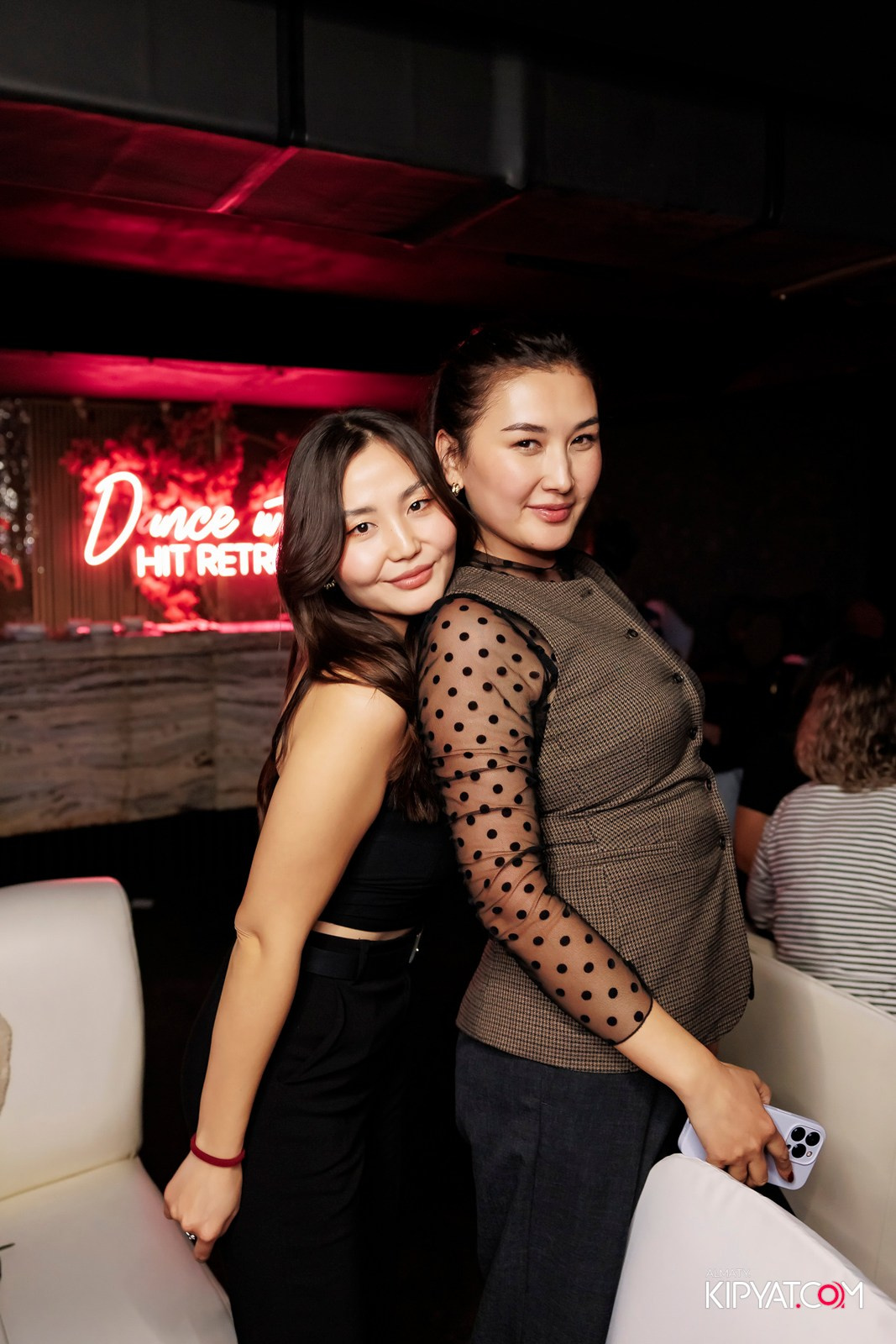 МУЗЫКАЛЬНОЕ ЛОТО В HIT RETRO. КИПЯТКОМ АЛМАТЫ!