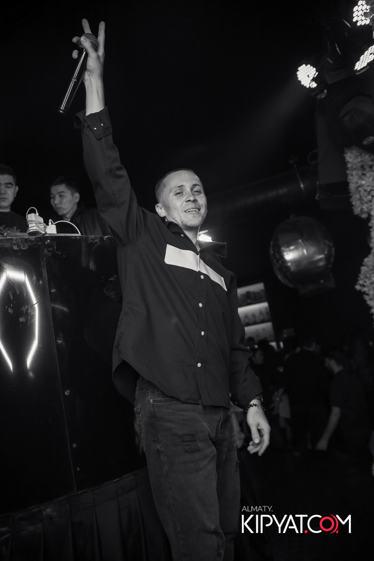 UYAT EMES BAR. КИПЯТКОМ АЛМАТЫ!