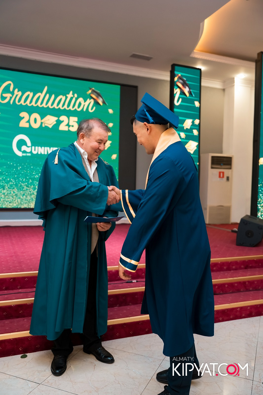 GRADUATION 2025 Q UNIVERSITY. КИПЯТКОМ АЛМАТЫ!