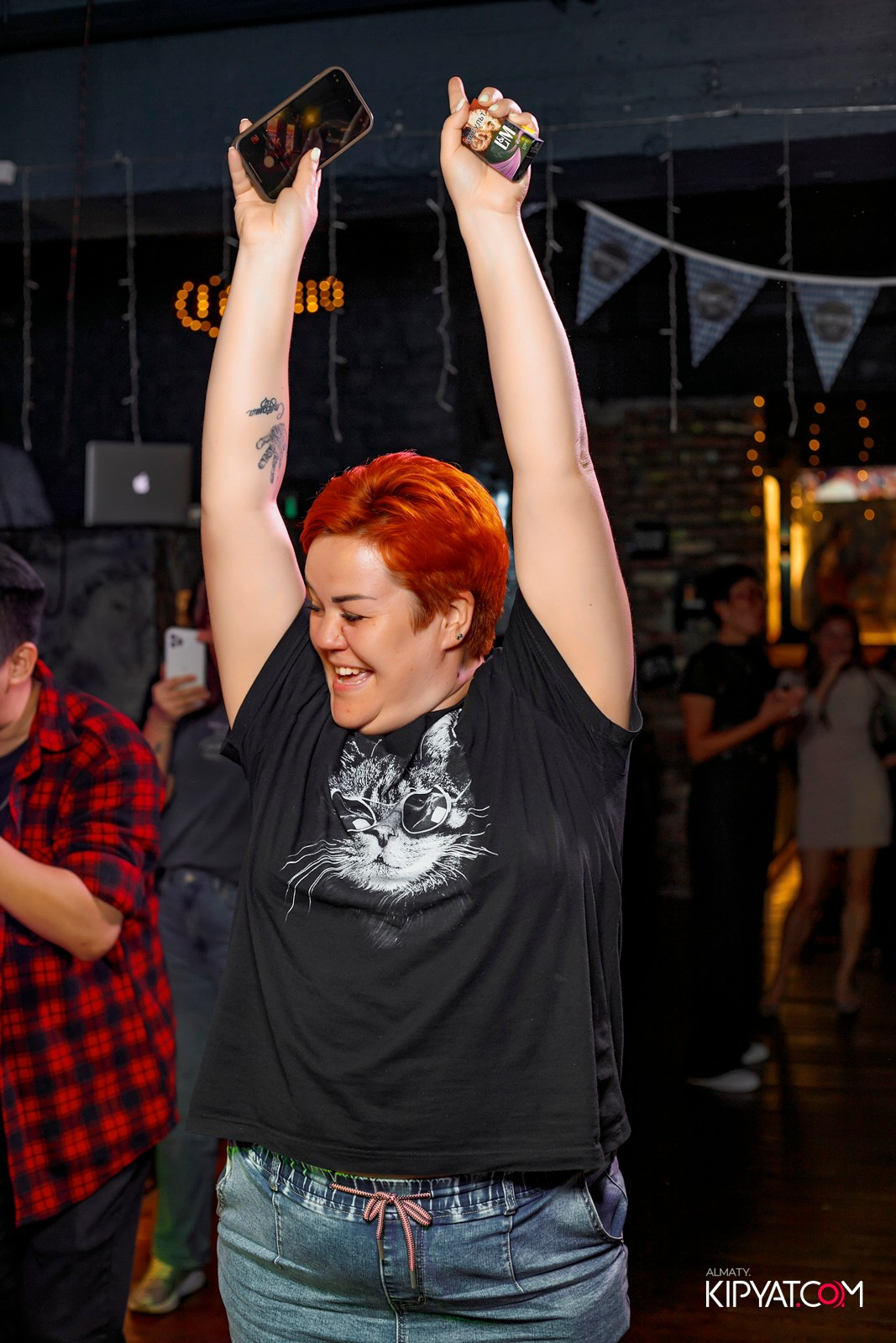 MUNCHEN PUB. КИПЯТКОМ АЛМАТЫ!